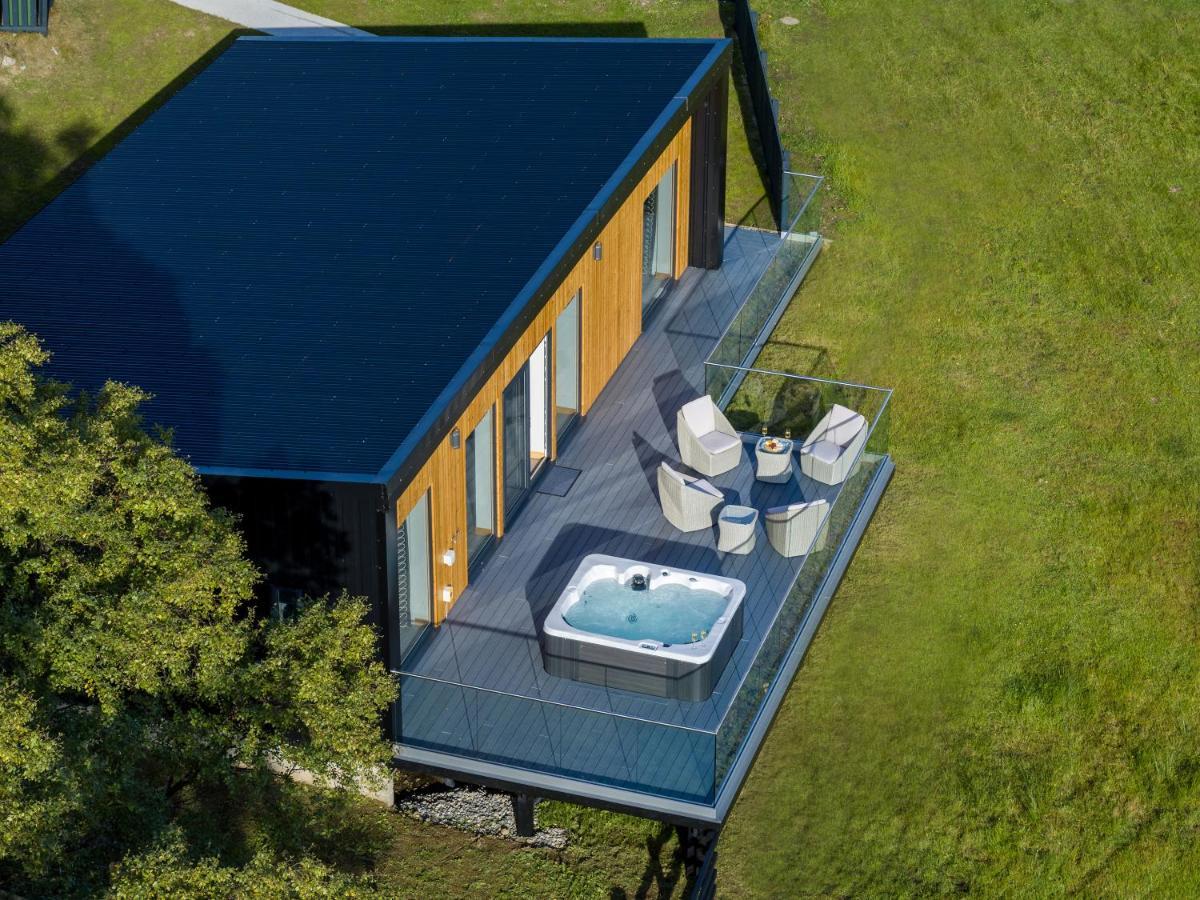 Birches Lodge With Hot Tub Dundonnell 外观 照片