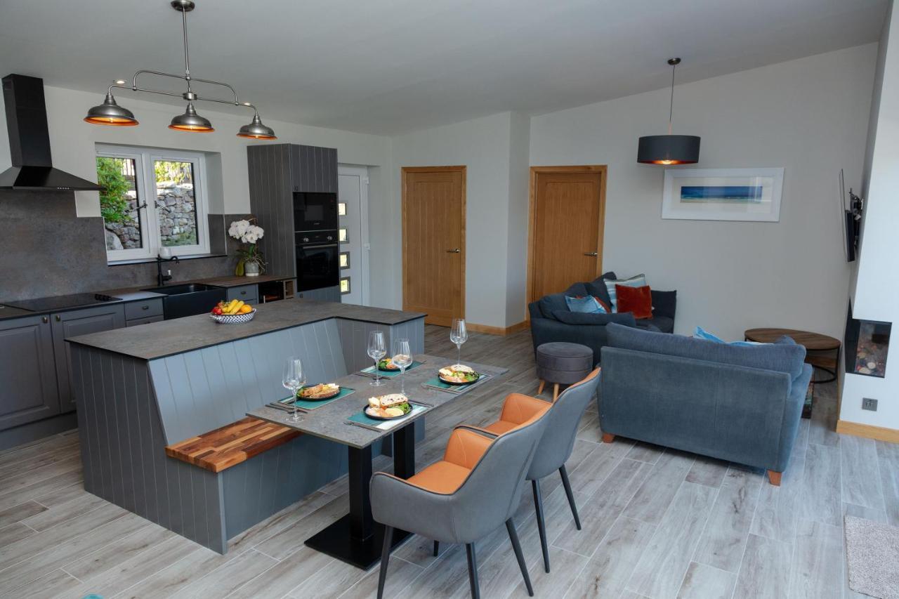 Birches Lodge With Hot Tub Dundonnell 外观 照片