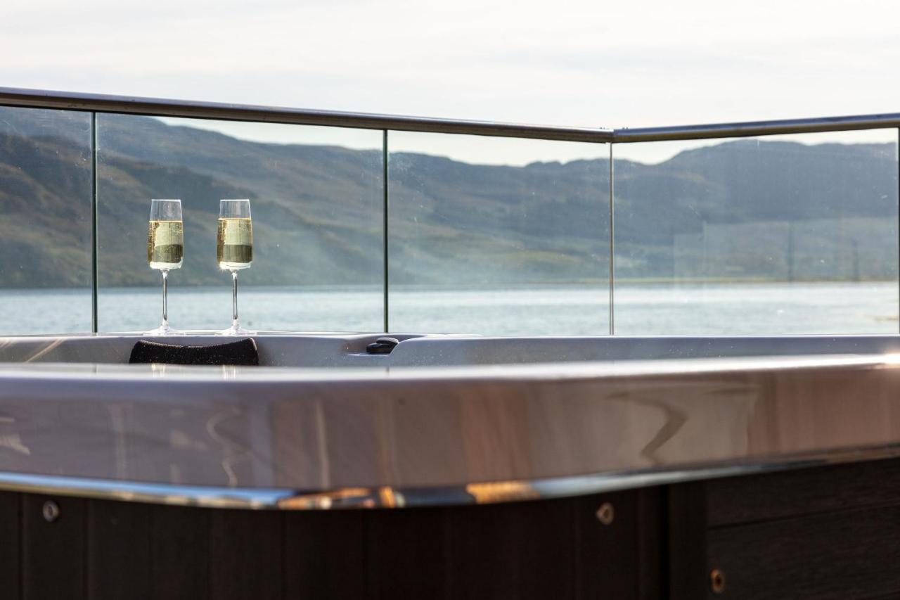 Birches Lodge With Hot Tub Dundonnell 外观 照片